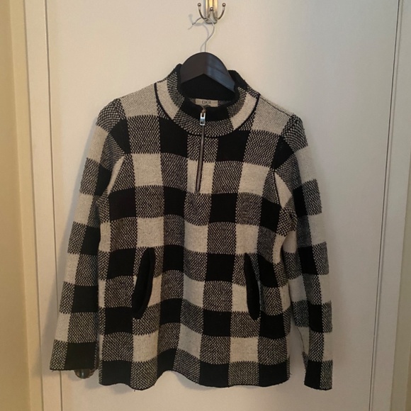 COSY COTTAGE SWEATER - Picture 2 of 3